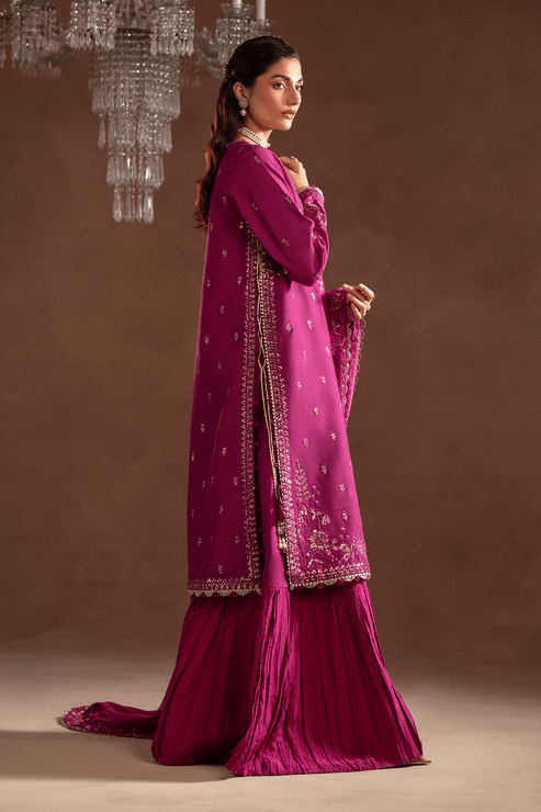 Emaan Adeel | Selene Formals | FIORA