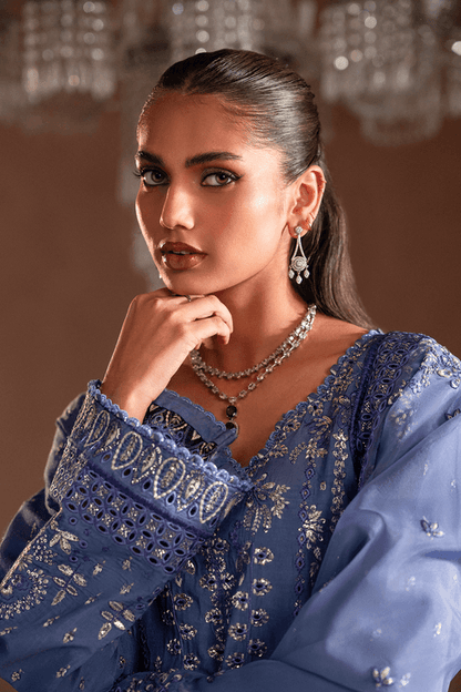 Emaan Adeel | Selene Formals | LUNELLE