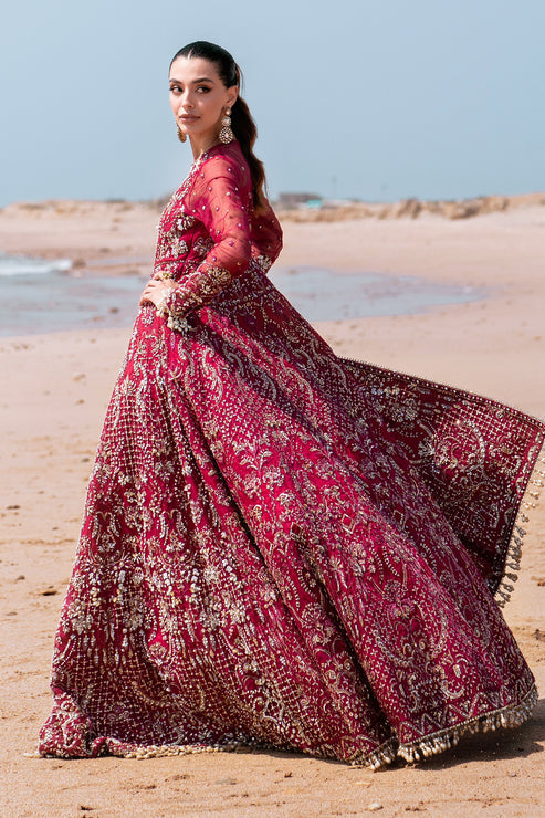 Emaan Adeel | Kamari Reveuse Wedding Formals | FLORA