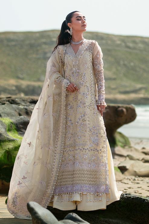 Emaan Adeel | Kamari Reveuse Wedding Formals | ELLE - House Of Anaya