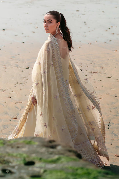 Emaan Adeel | Kamari Reveuse Wedding Formals | ELLE - House Of Anaya