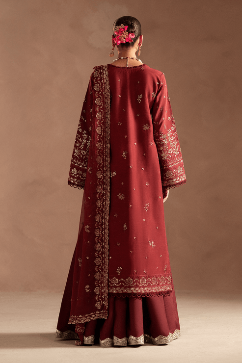 Emaan Adeel | Selene Formals | ELYRA