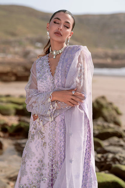 Emaan Adeel | Kamari Reveuse Wedding Formals | SELINA - House Of Anaya