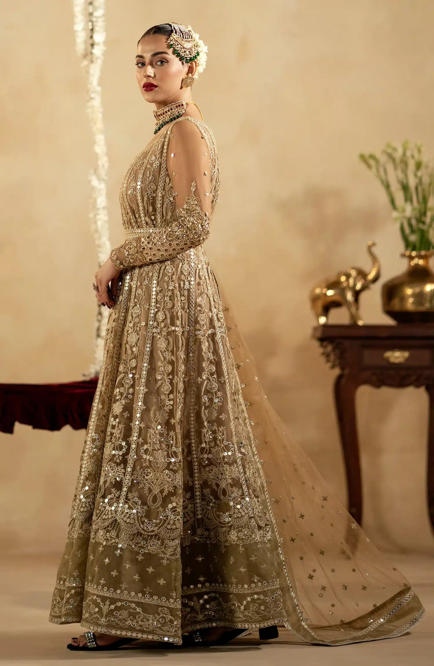 Maryum N Maria | Zamani Beghum Formals 23 | Crystal Quartz-(MW23-520) - House Of Anaya