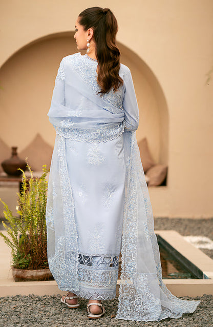 Emaan Adeel | Navaeh Luxury Pret | INDIRA - House Of Anaya