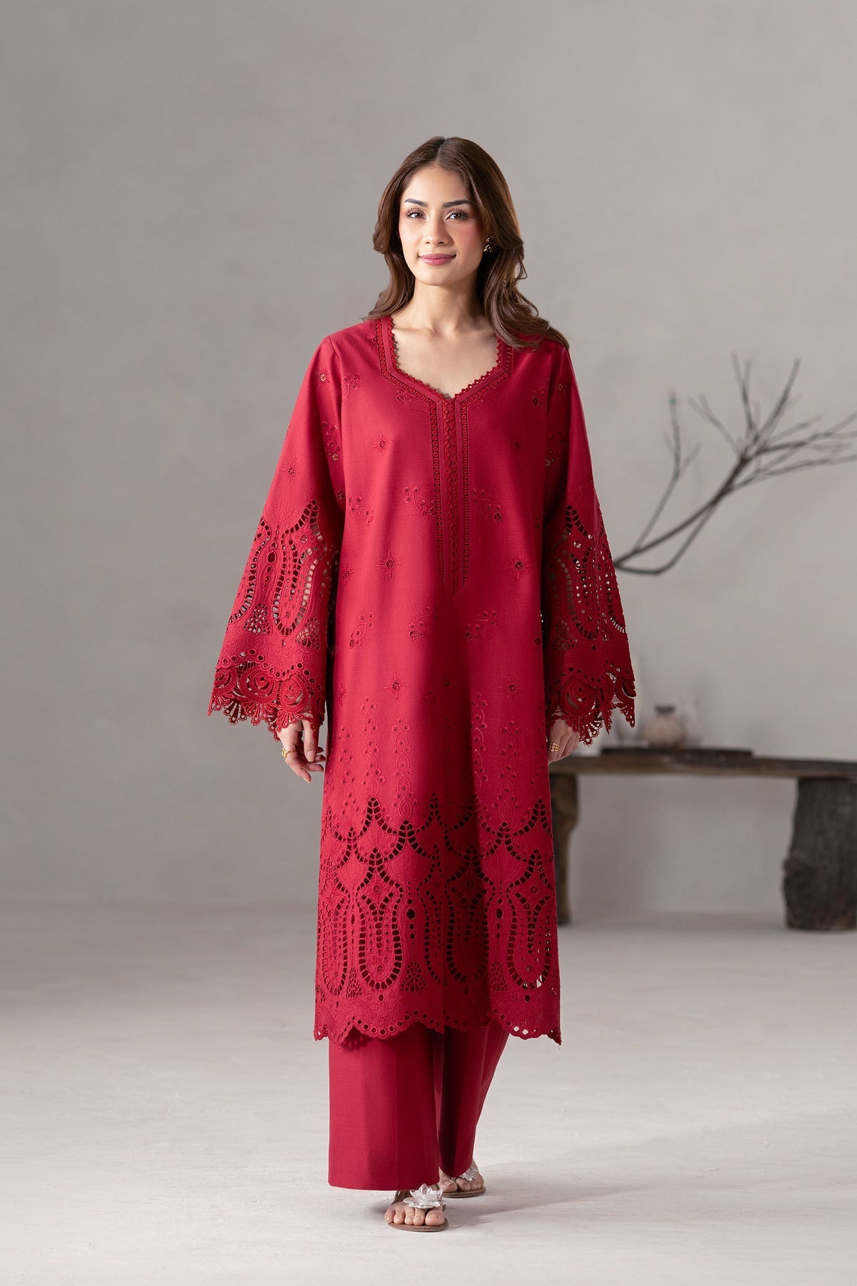 Akbar Aslam | Pret Lawn | Noira