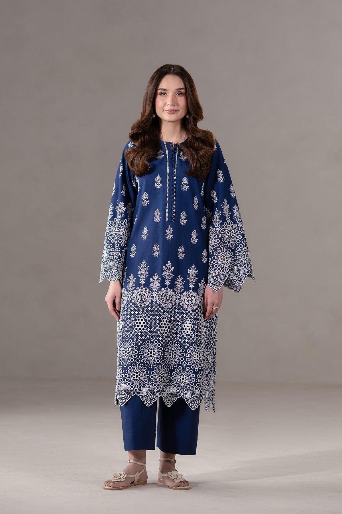 Akbar Aslam | Pret Lawn | Ovria