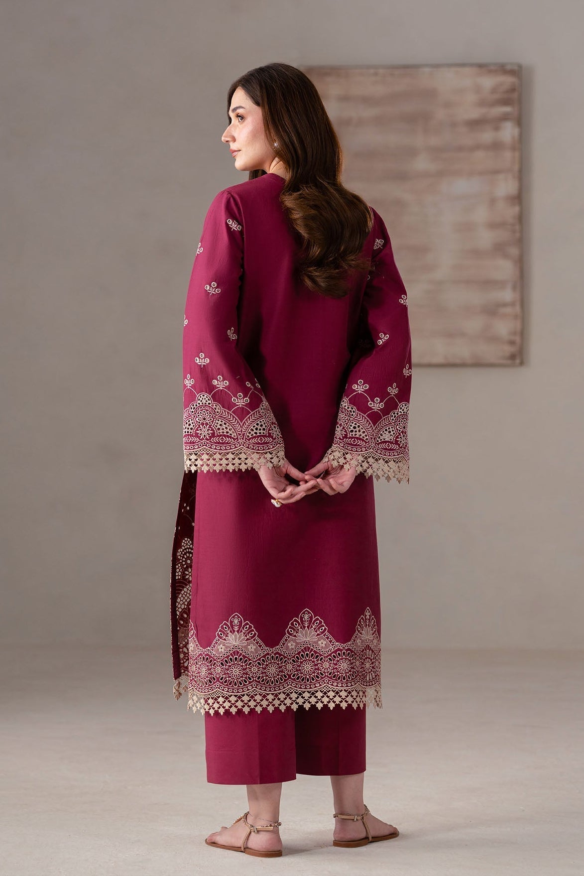 Akbar Aslam | Pret Lawn | Raven