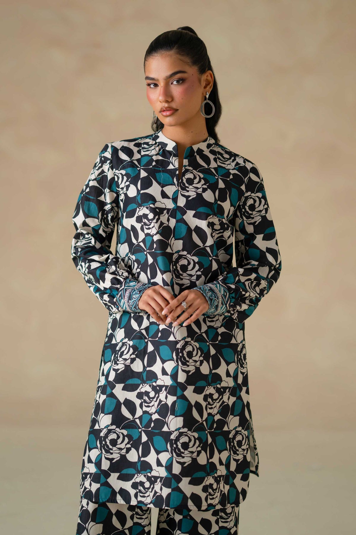 Akbar Aslam | Digital Print Lawn | Zuno