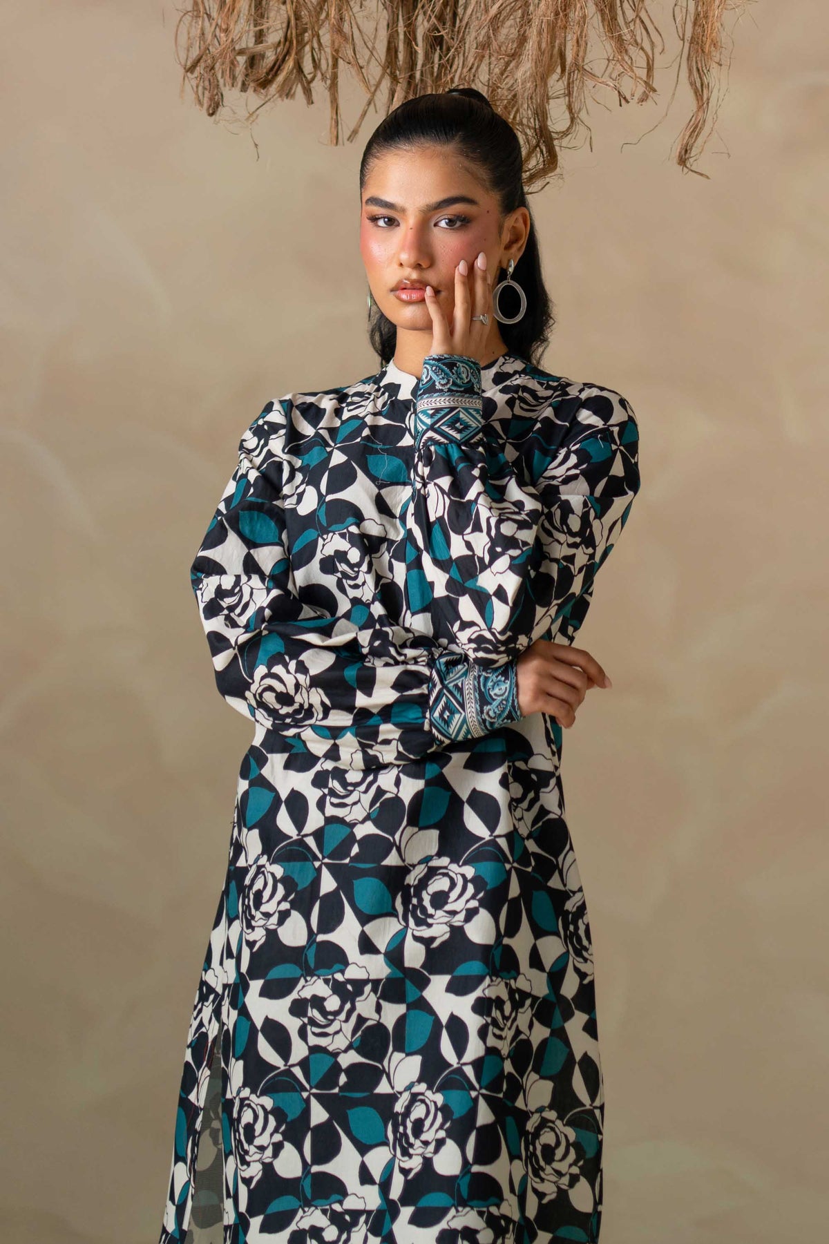 Akbar Aslam | Digital Print Lawn | Zuno