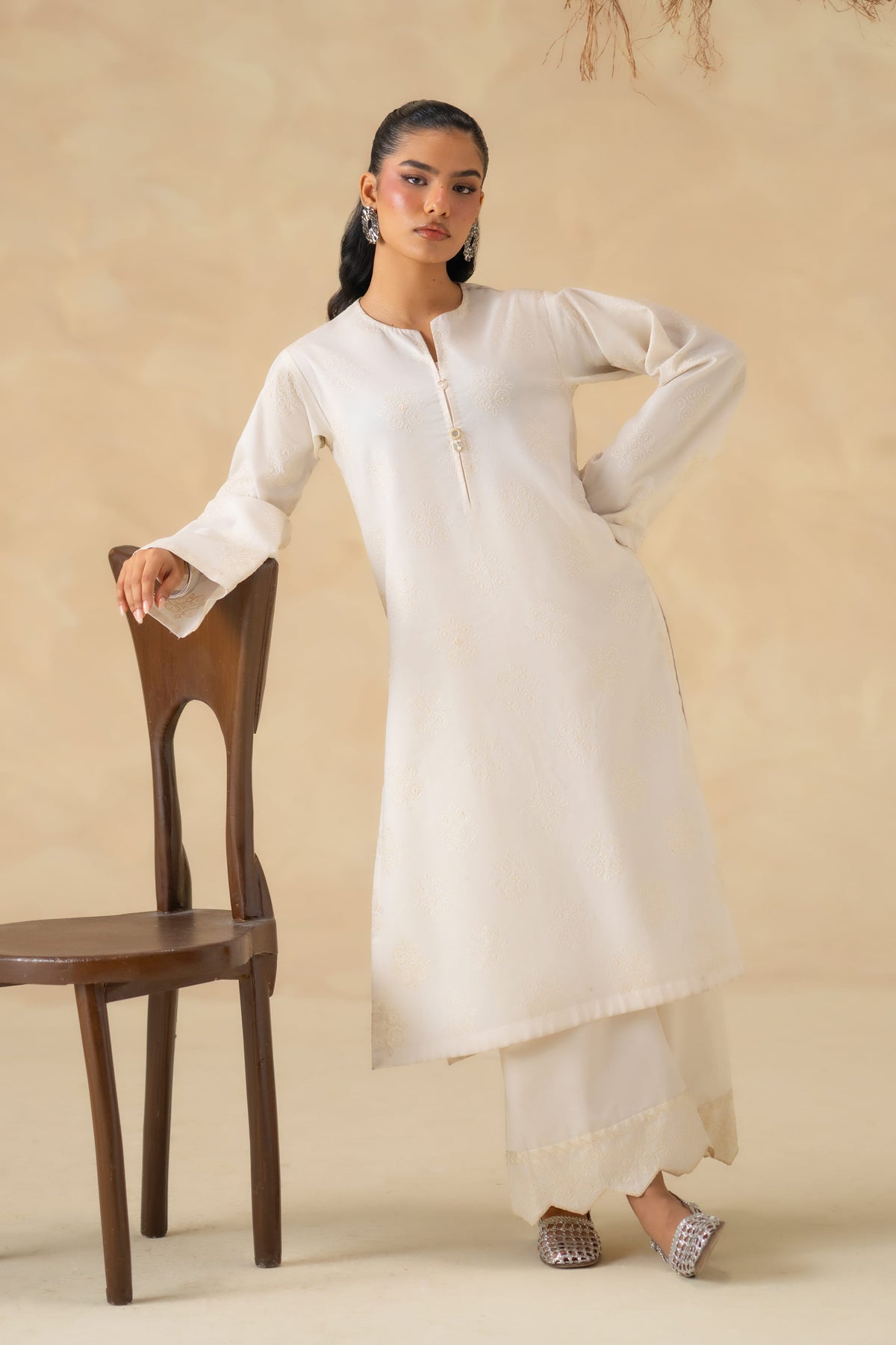Akbar Aslam | Pret Lawn | Eden