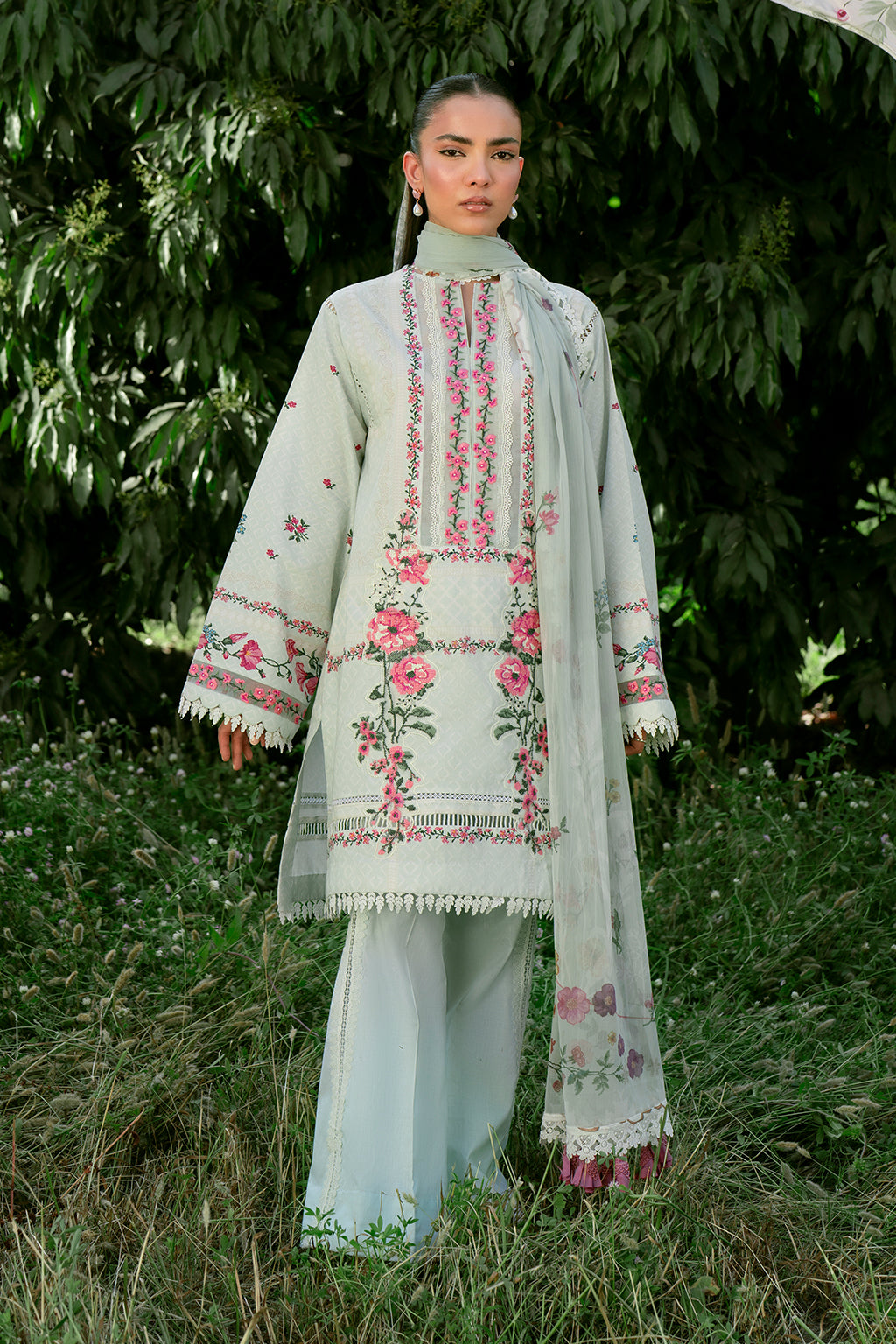 Sardinia | Cocktail Luxury Lawn | ROSA - House Of Anaya