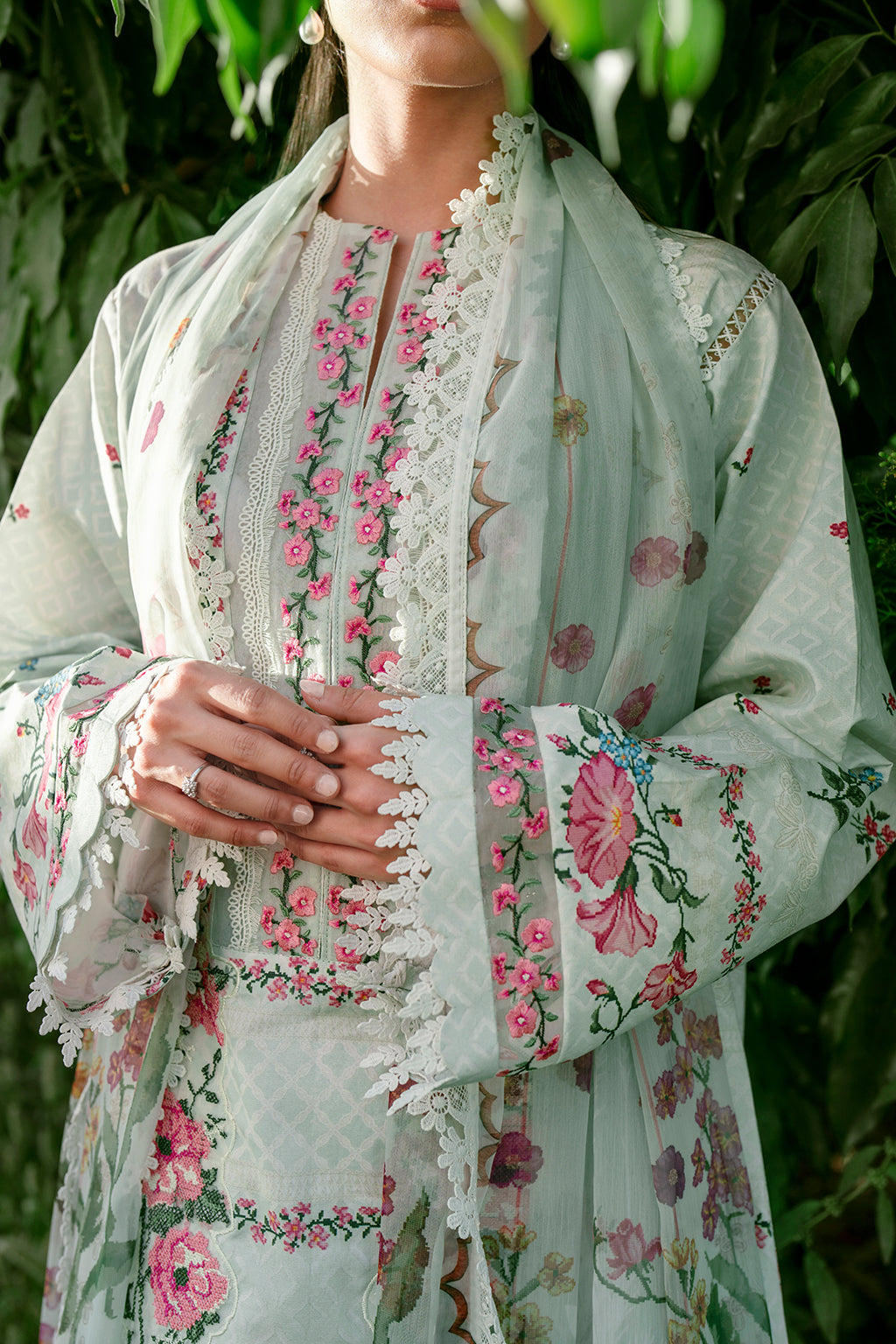 Sardinia | Cocktail Luxury Lawn | ROSA - House Of Anaya