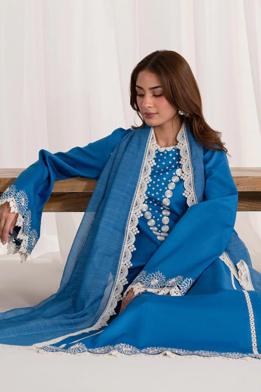 Akbar Aslam | Pret Lawn | Serenade