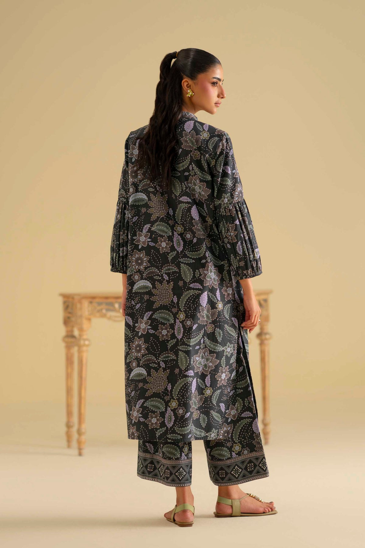 Akbar Aslam | Digital Print Lawn | Mivah