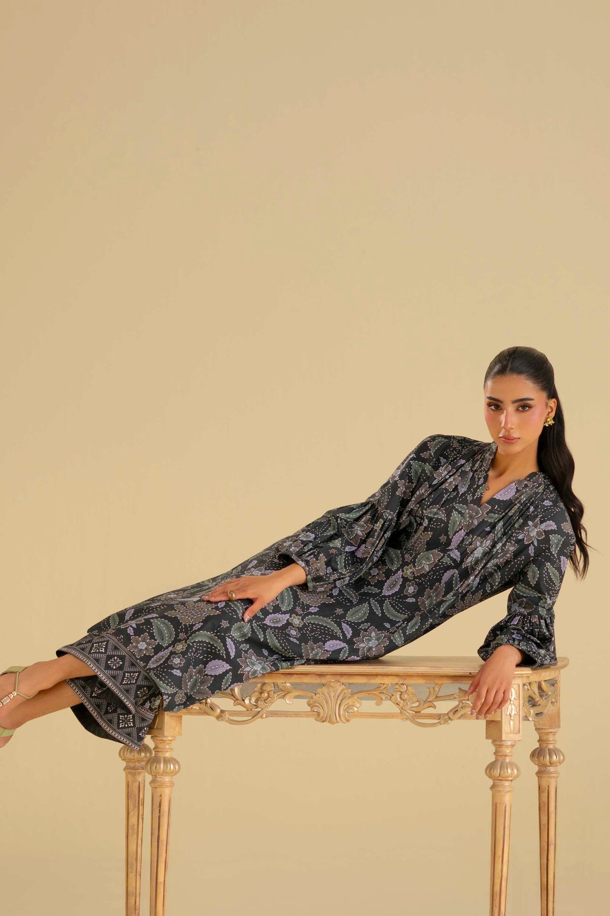 Akbar Aslam | Digital Print Lawn | Mivah