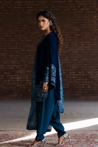 Maryum N Maria | Gulshan e Makhmal | CAPUCINE - MWS5888