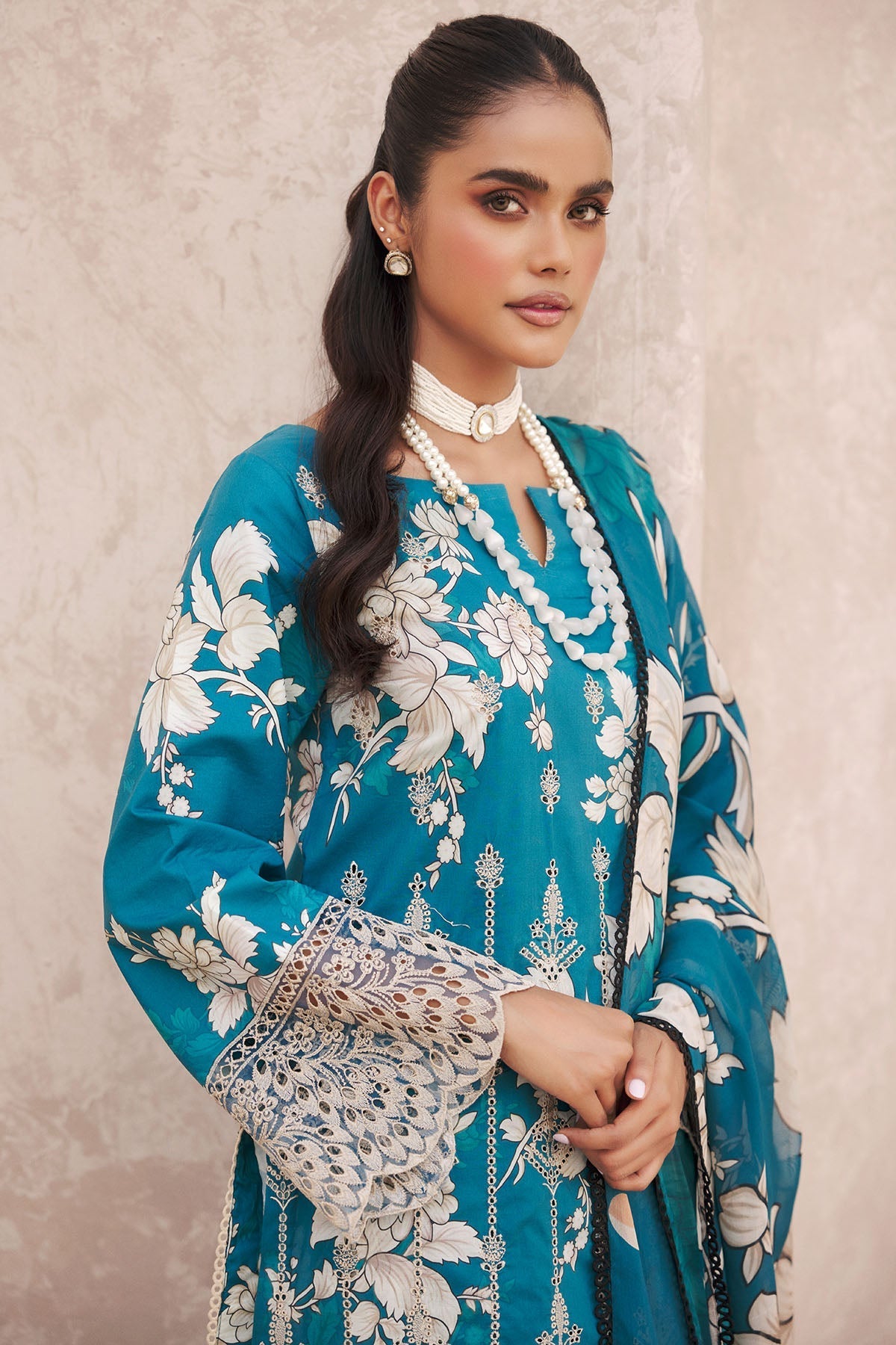 Motifz | Amal Luxury Lawn | 3737
