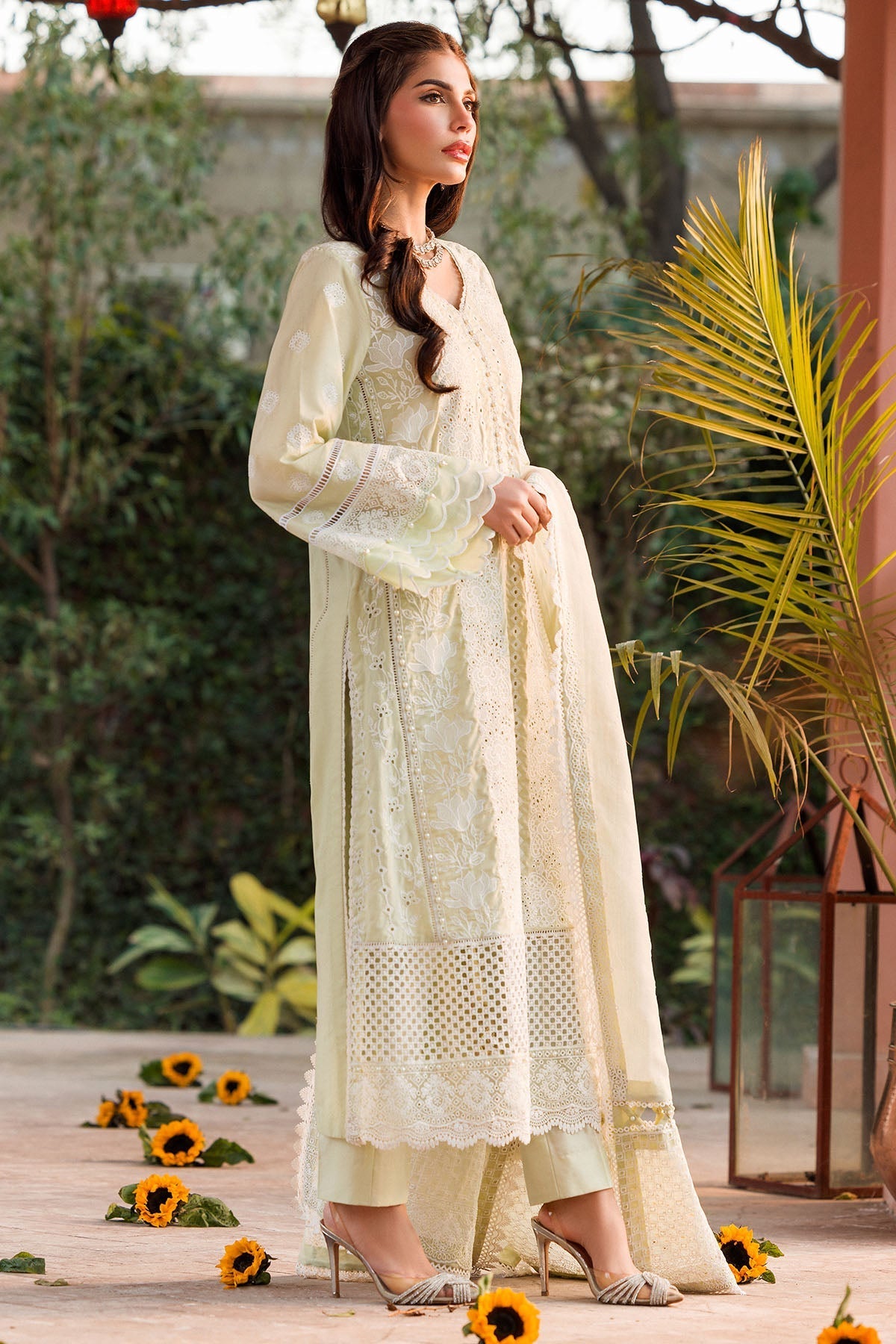 Motifz | Premium Lawn 24 | 4432-BENAZIR