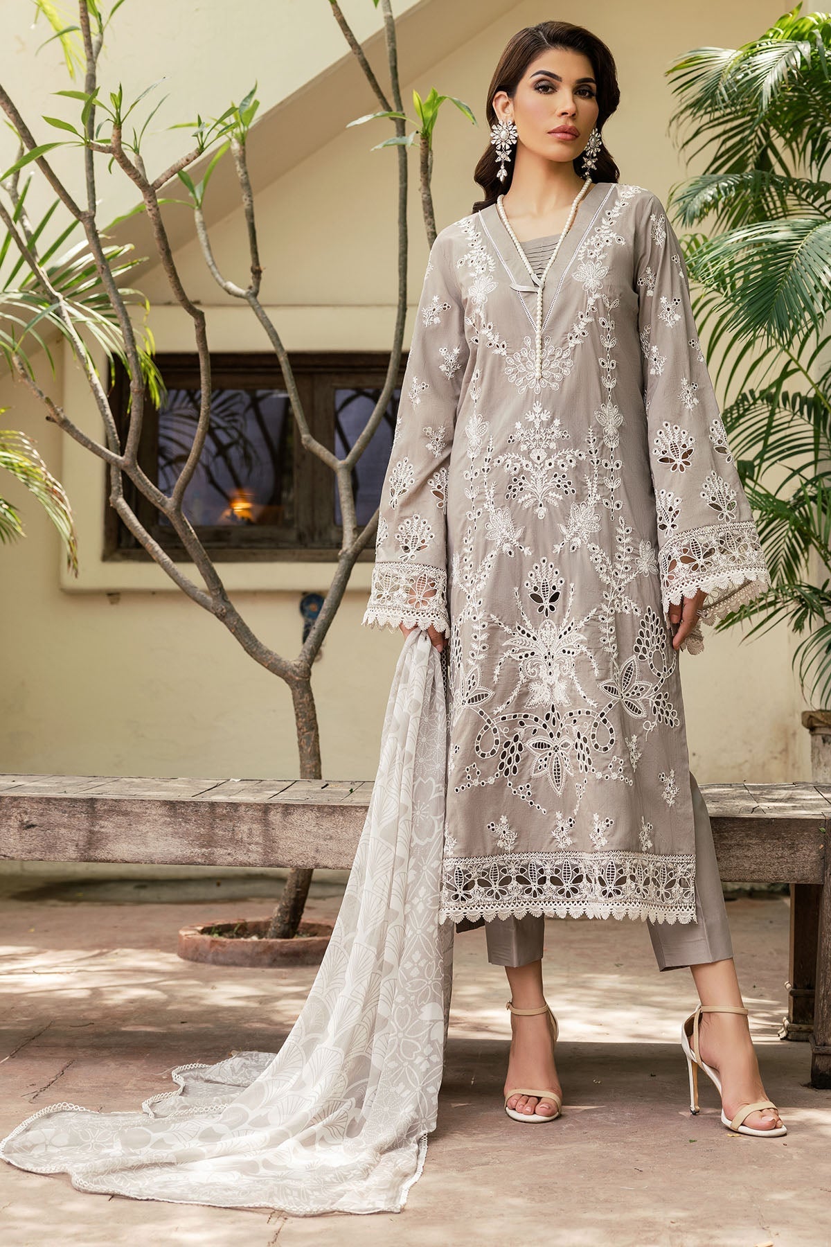 Motifz | Summer Lawn 24 | 4707