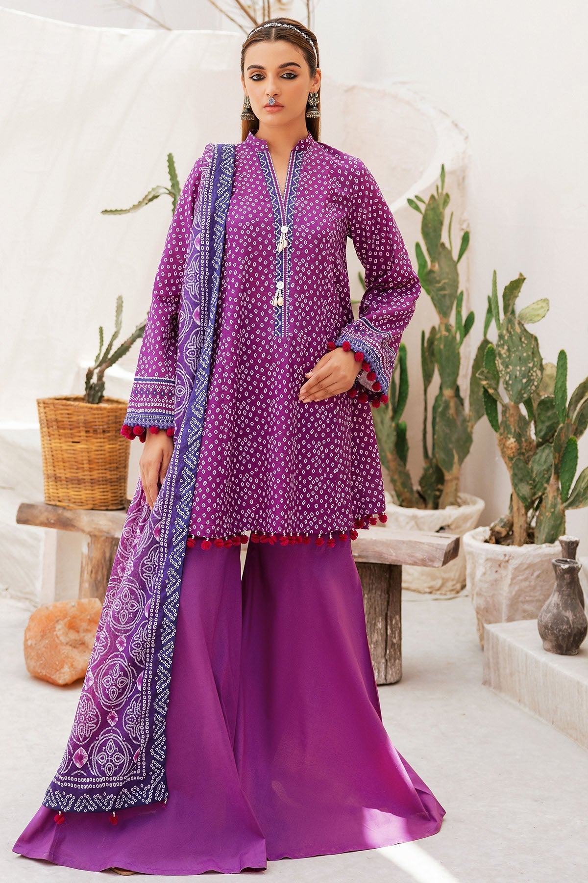 Motifz | Rang Lawn | 4737-HENZA