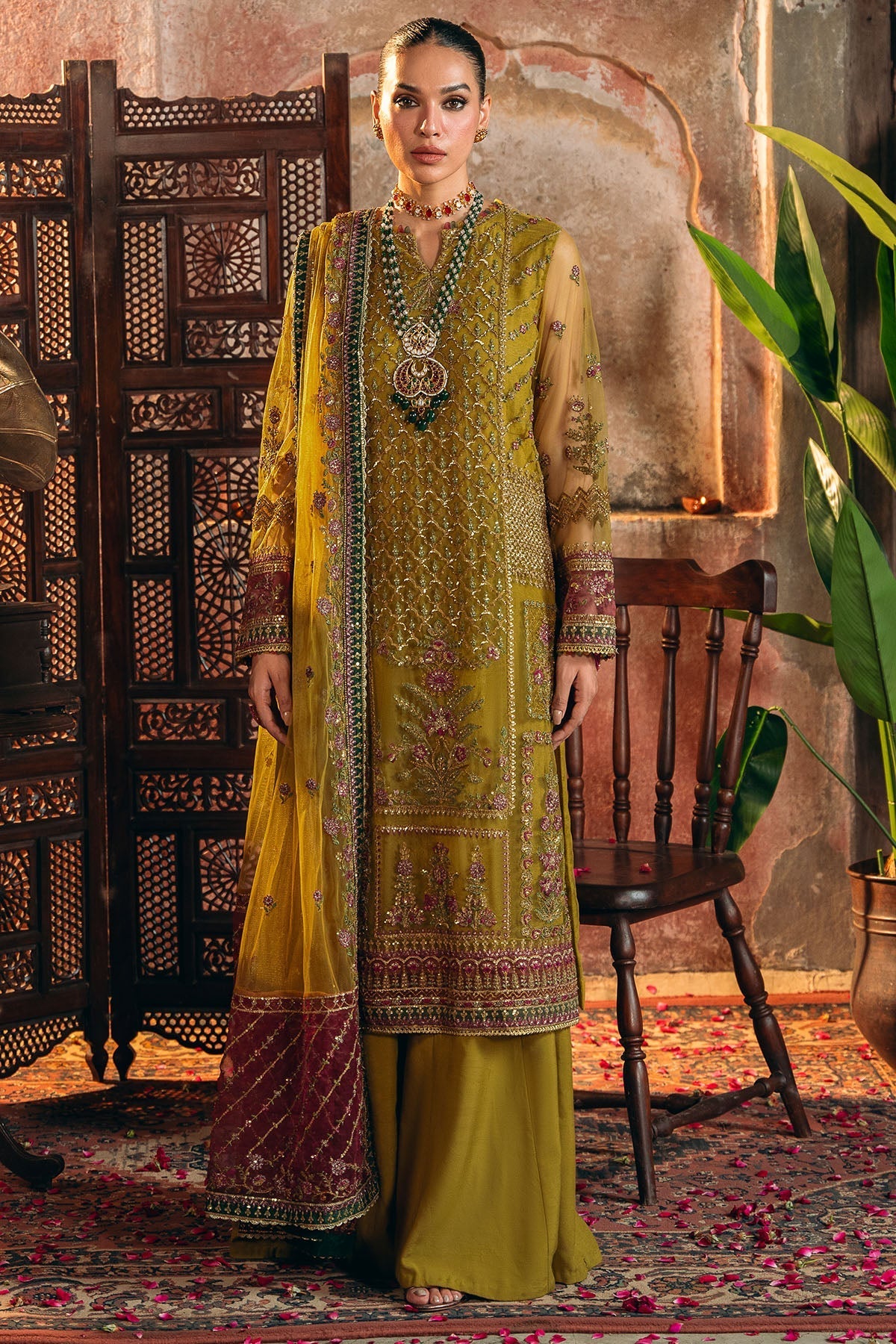 Motifz | Luxury Formals | 4824-ALMAS