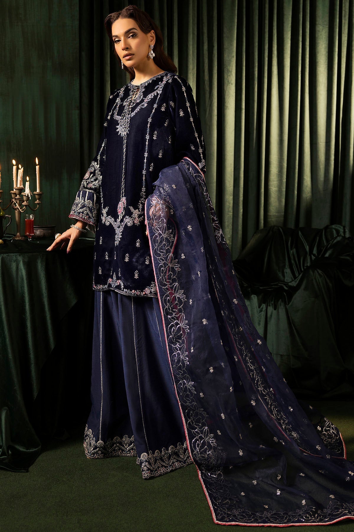 Motifz | Velvet Formals | 5092-AAIRA