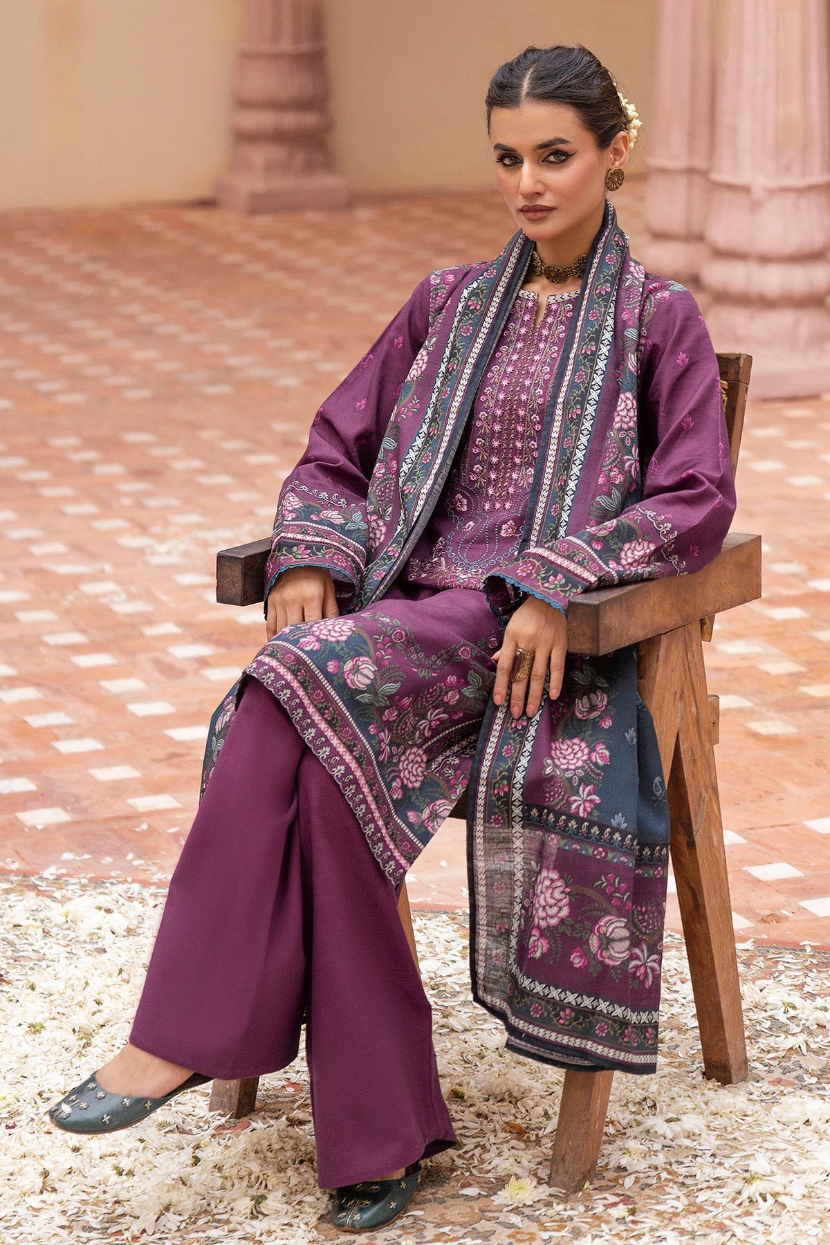 Motifz | Premium Khaddar | 5201-ZEEVA