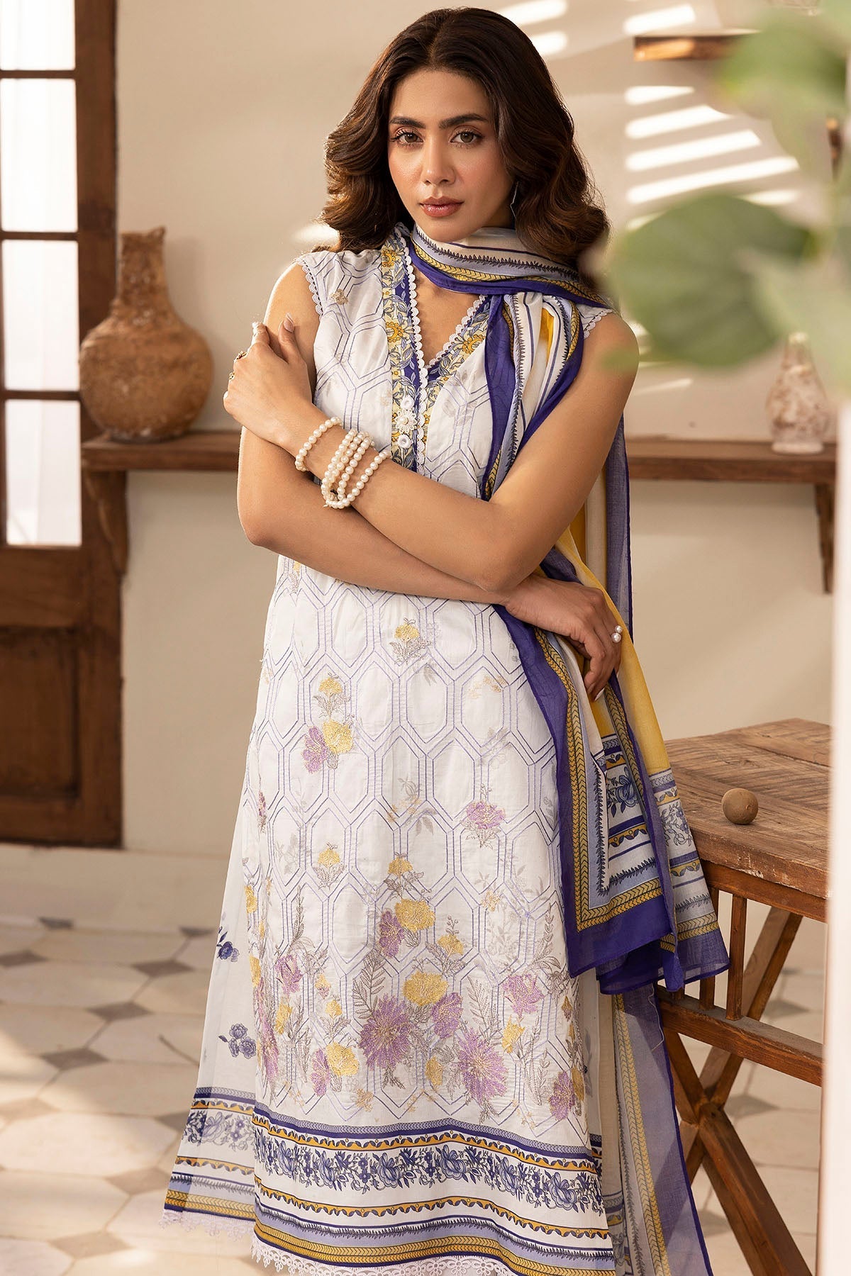 Motifz | Umang Lawn | 5422-MABEL