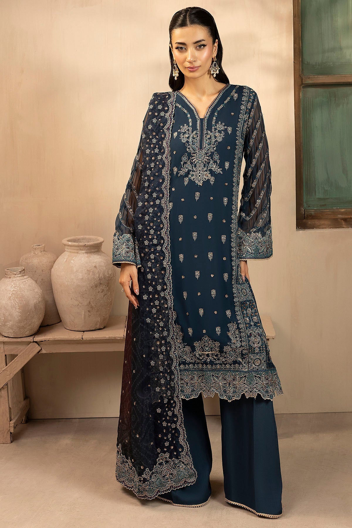 Motifz | Luxury Formal | 5581-DELLA