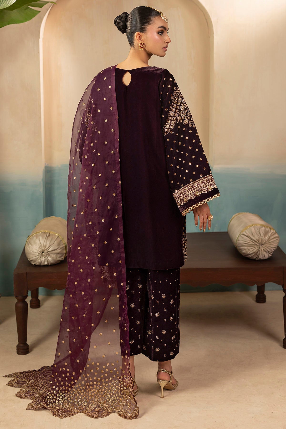 Motifz | Premium Winter 25 | 5668-CORAL