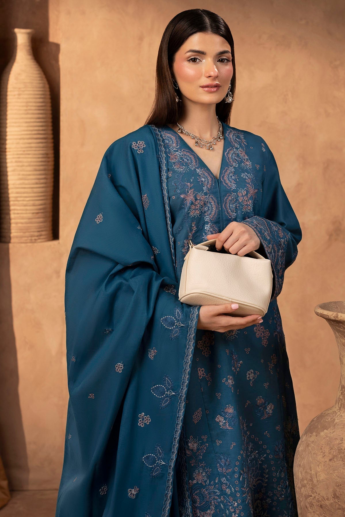 Motifz | Premium Winter 25 | 5677-MEADOW