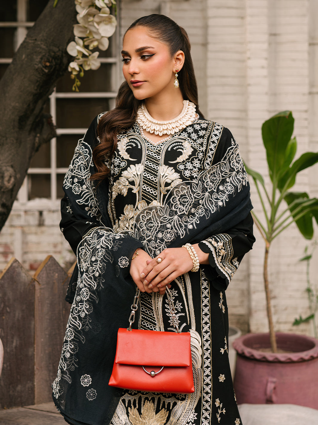 Mahnur | Masakali Luxury Lawn 24 | MK 04 - A - House Of Anaya