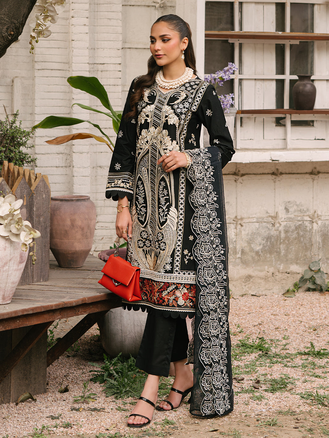 Mahnur | Masakali Luxury Lawn 24 | MK 04 - A - House Of Anaya