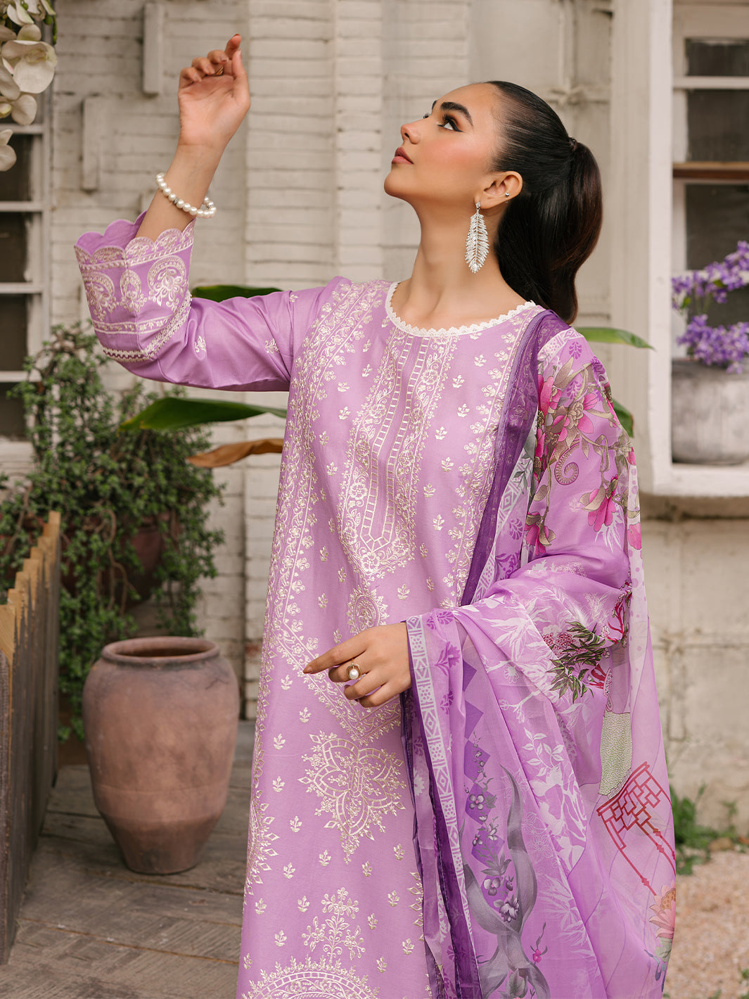 Mahnur | Masakali Luxury Lawn 24 | MK 05 - B - House Of Anaya