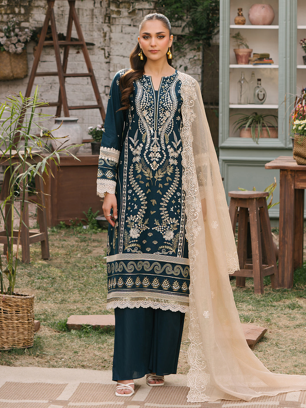 Mahnur | Masakali Luxury Lawn 24 | MK 01 - A - House Of Anaya