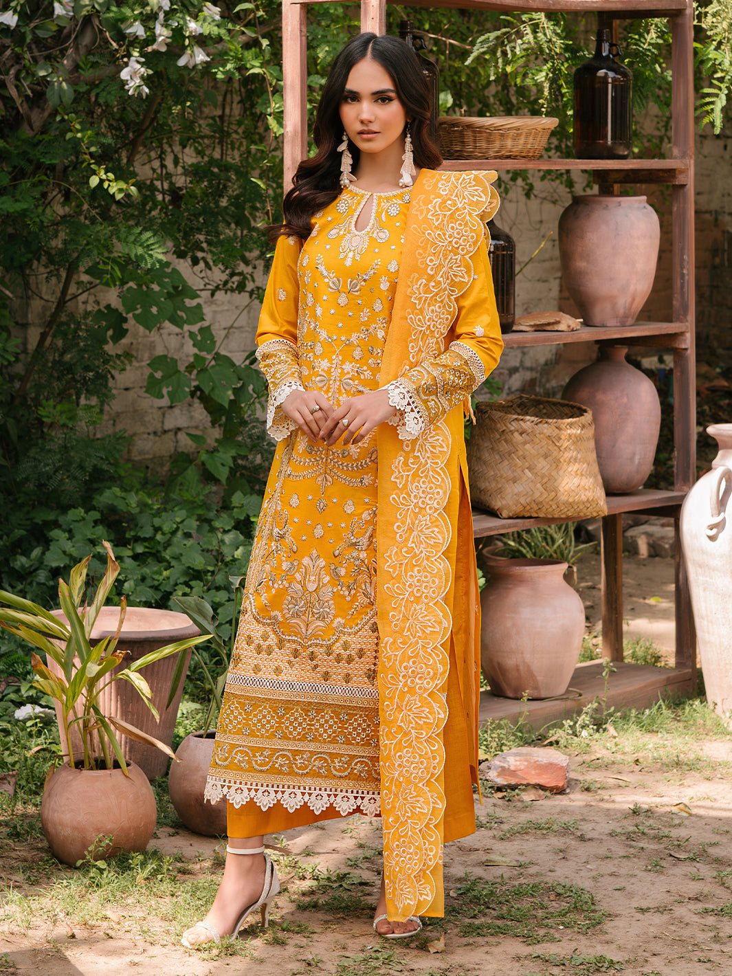 Mahnur | Masakali Luxury Lawn 24 | MK 06 - A - House Of Anaya