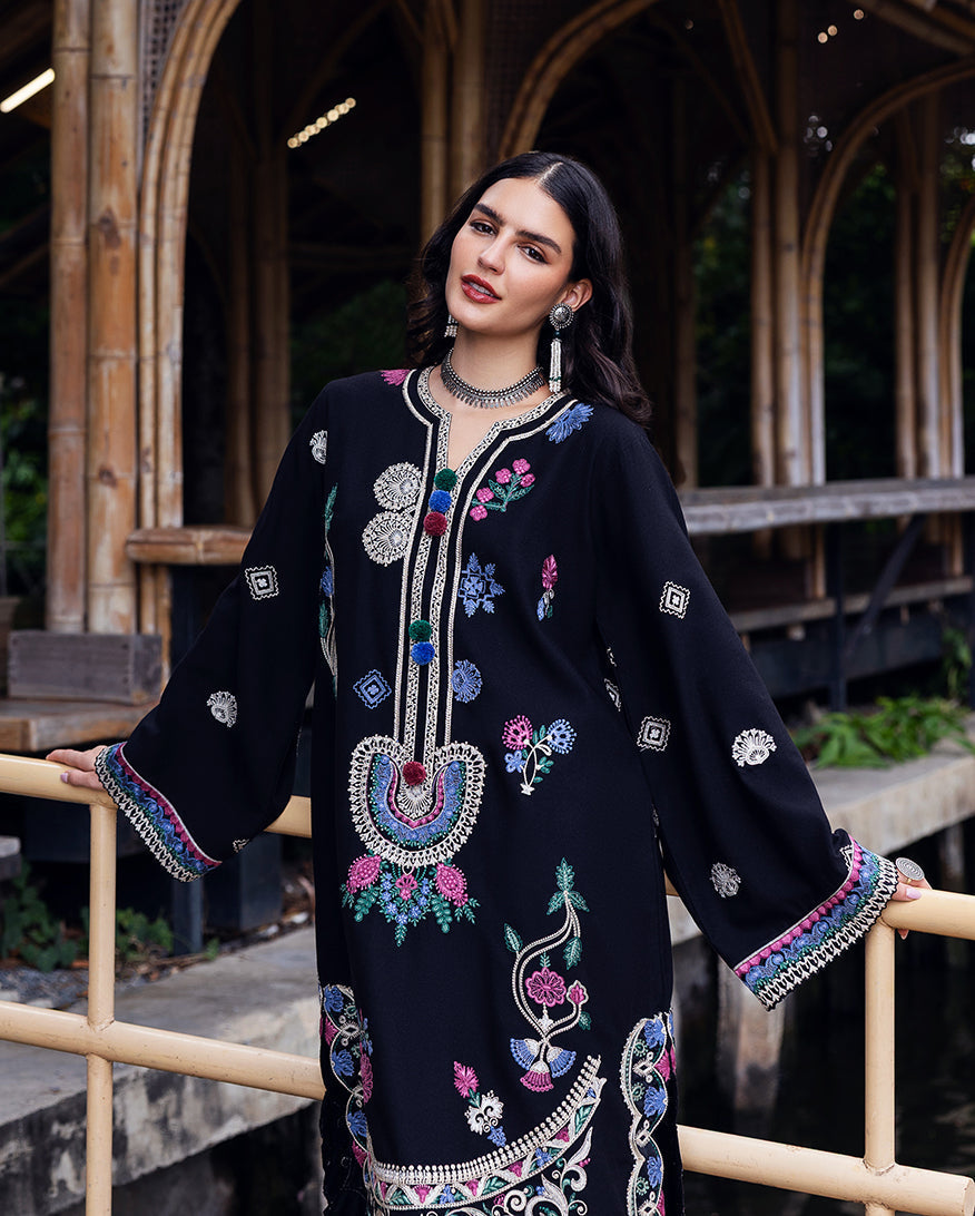 Mushq | Hemline Karandi | Midnight Rune