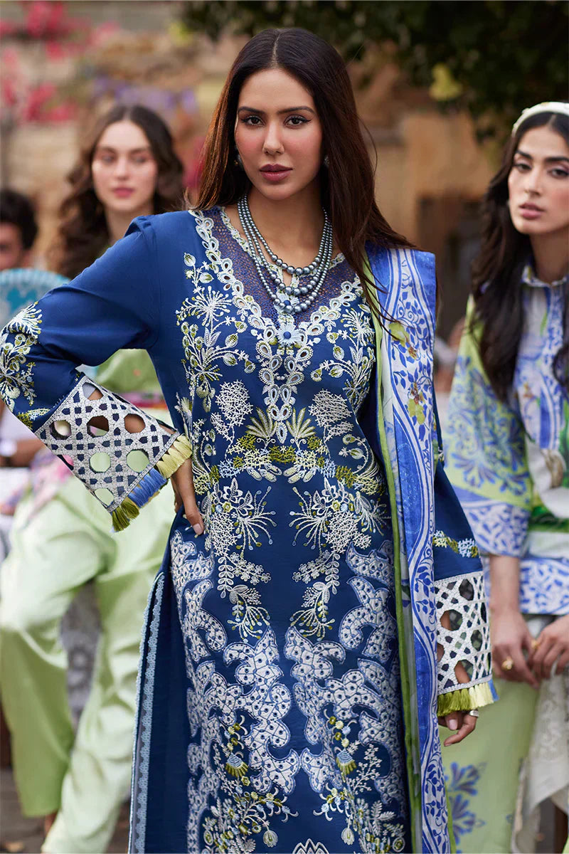 Mushq | Te Amo Luxury Lawn 24 | MODENA MAGIC - House Of Anaya