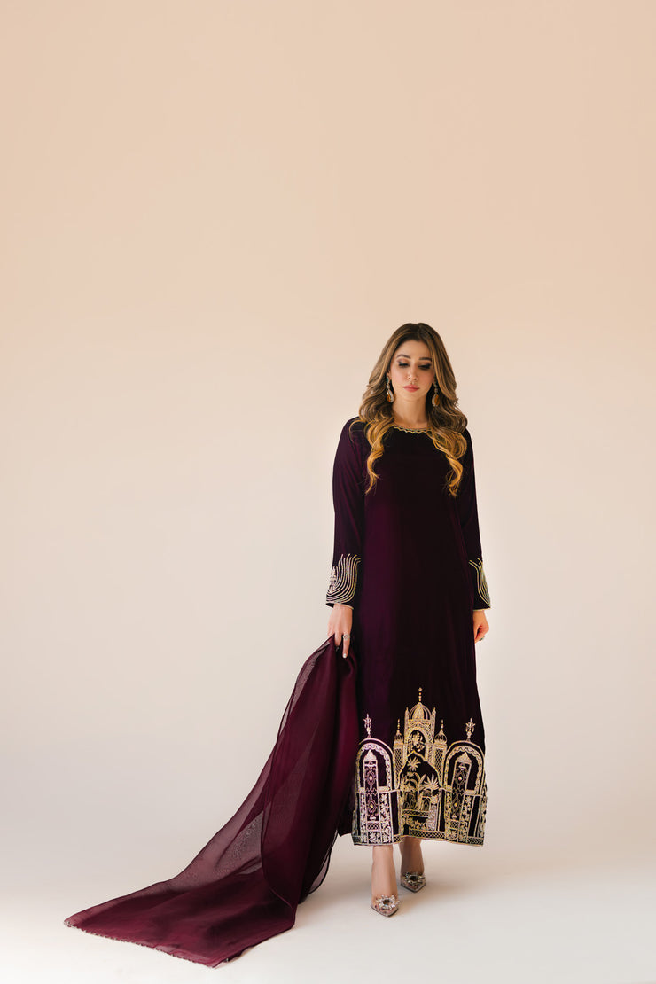 Sammy K | Velvet Festive Edit | Burgundy velvet monument outfit - House Of Anaya