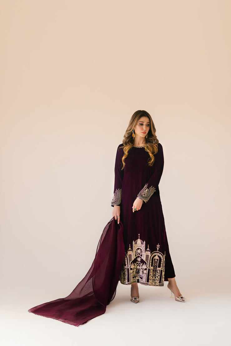 Sammy K | Velvet Festive Edit | Burgundy velvet monument outfit - House Of Anaya