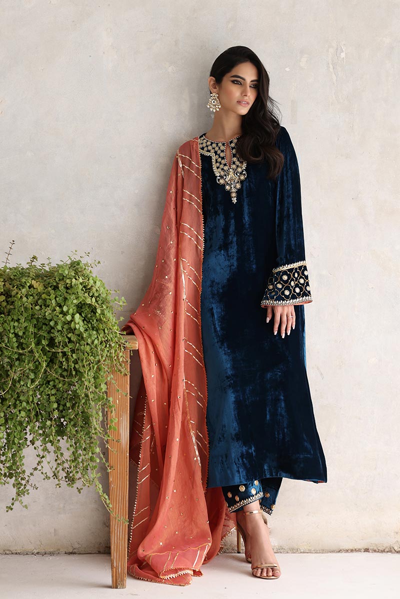 Sana Abbas | Velvet Formals | NINA - House Of Anaya