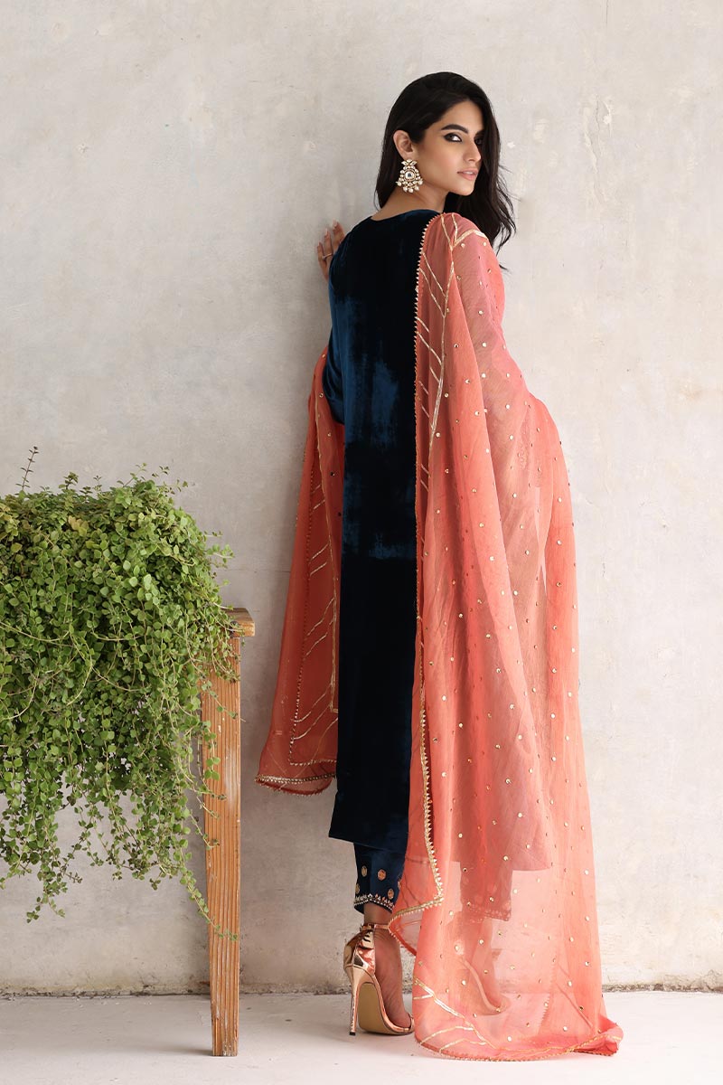 Sana Abbas | Velvet Formals | NINA - House Of Anaya
