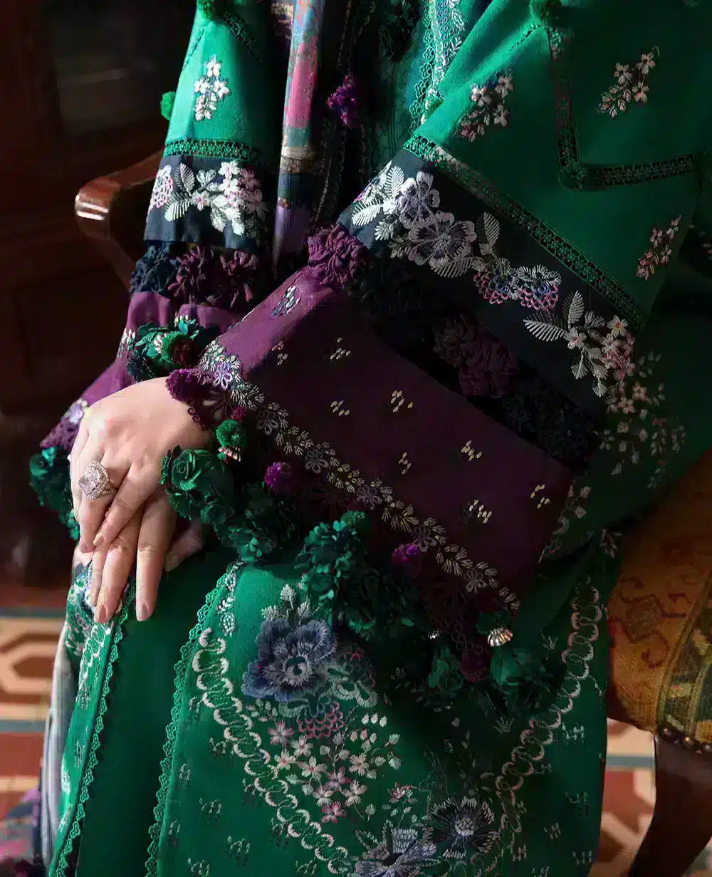 Republic Womenswear | Noemei Luxury Shawl 23 | NWU23-D3-A - House Of Anaya