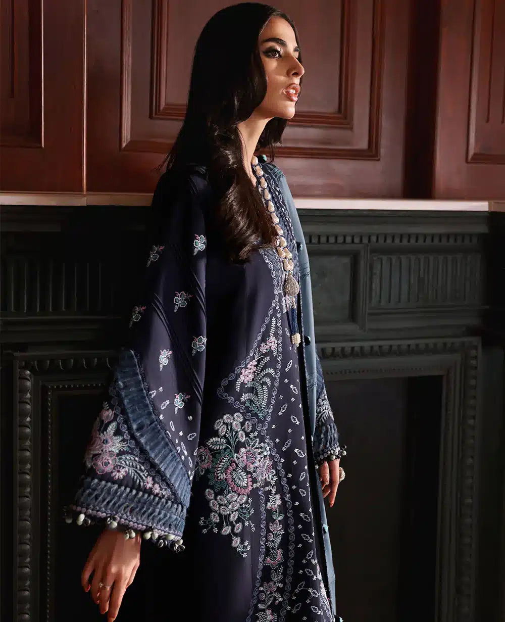 Republic Womenswear | Noemei Luxury Shawl 23 | NWU23-D5-B - House Of Anaya