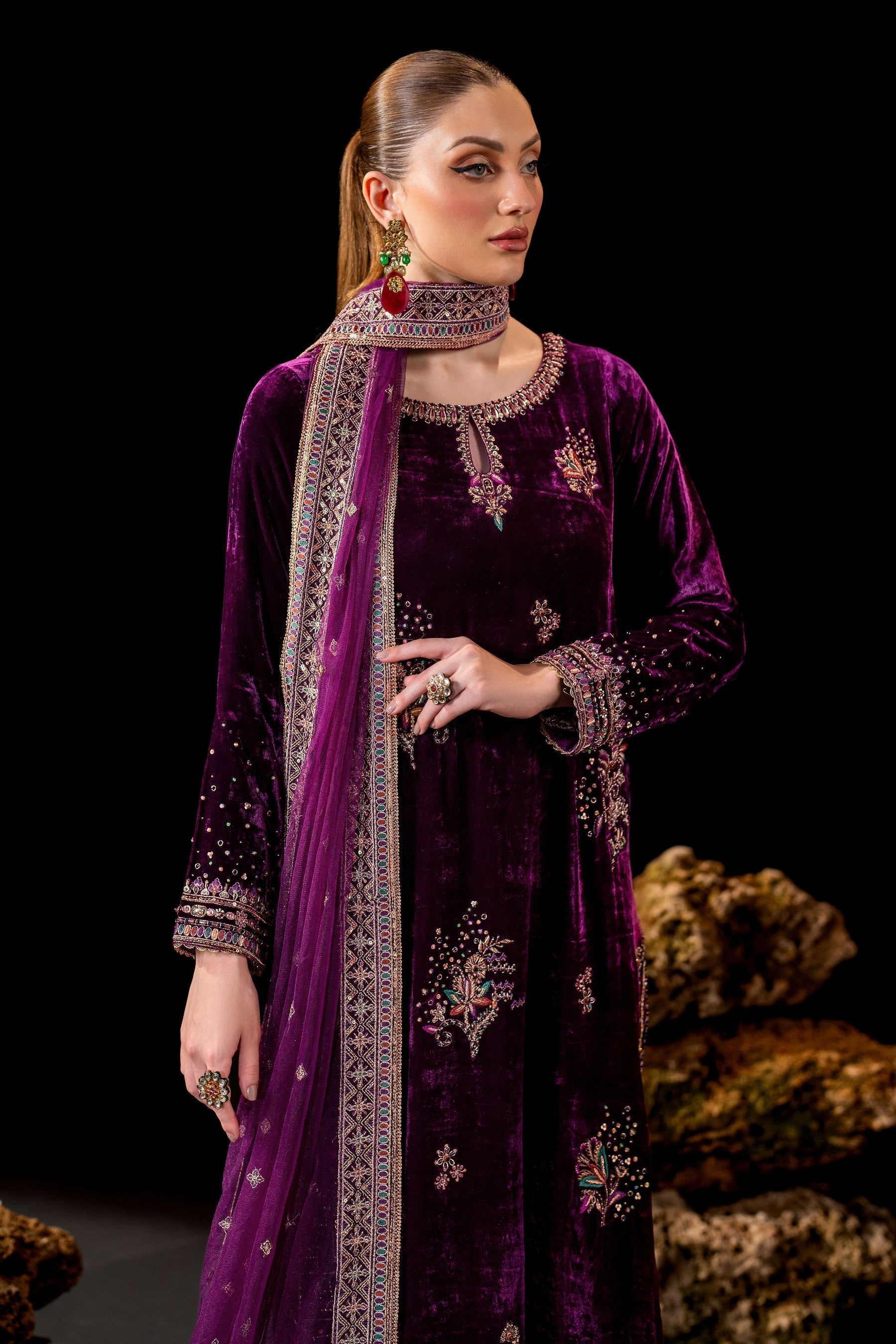 Naqshi | Makhmal 24 |  Rubayi - House Of Anaya