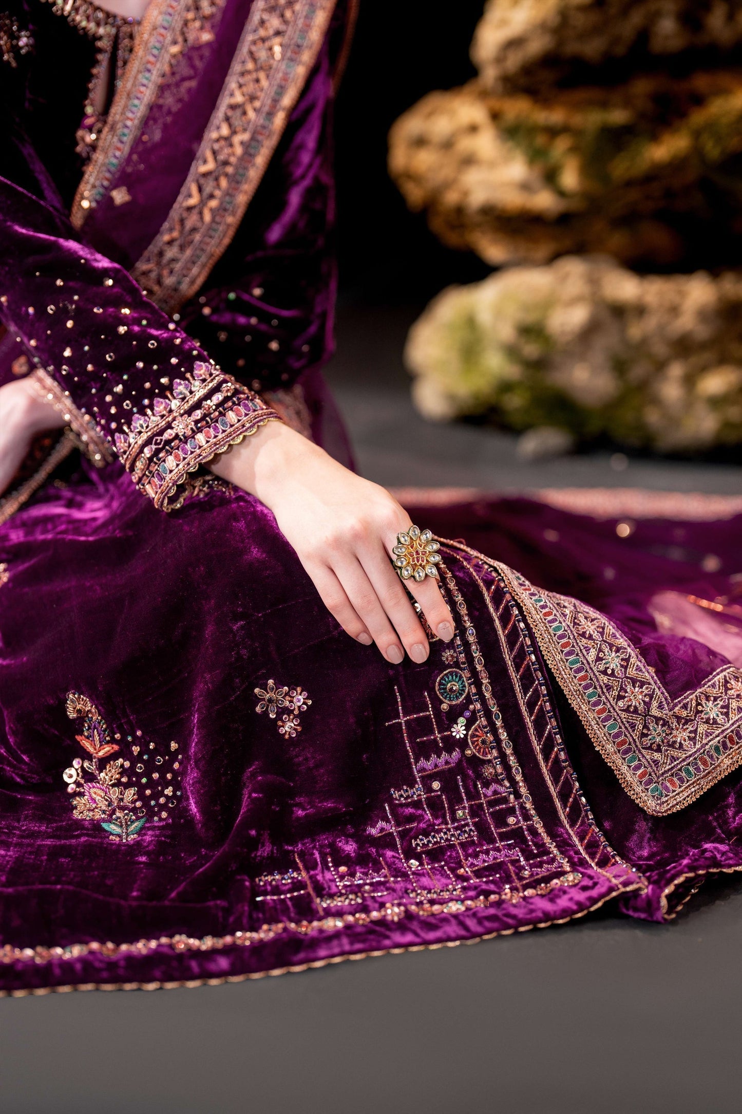 Naqshi | Makhmal 24 |  Rubayi - House Of Anaya