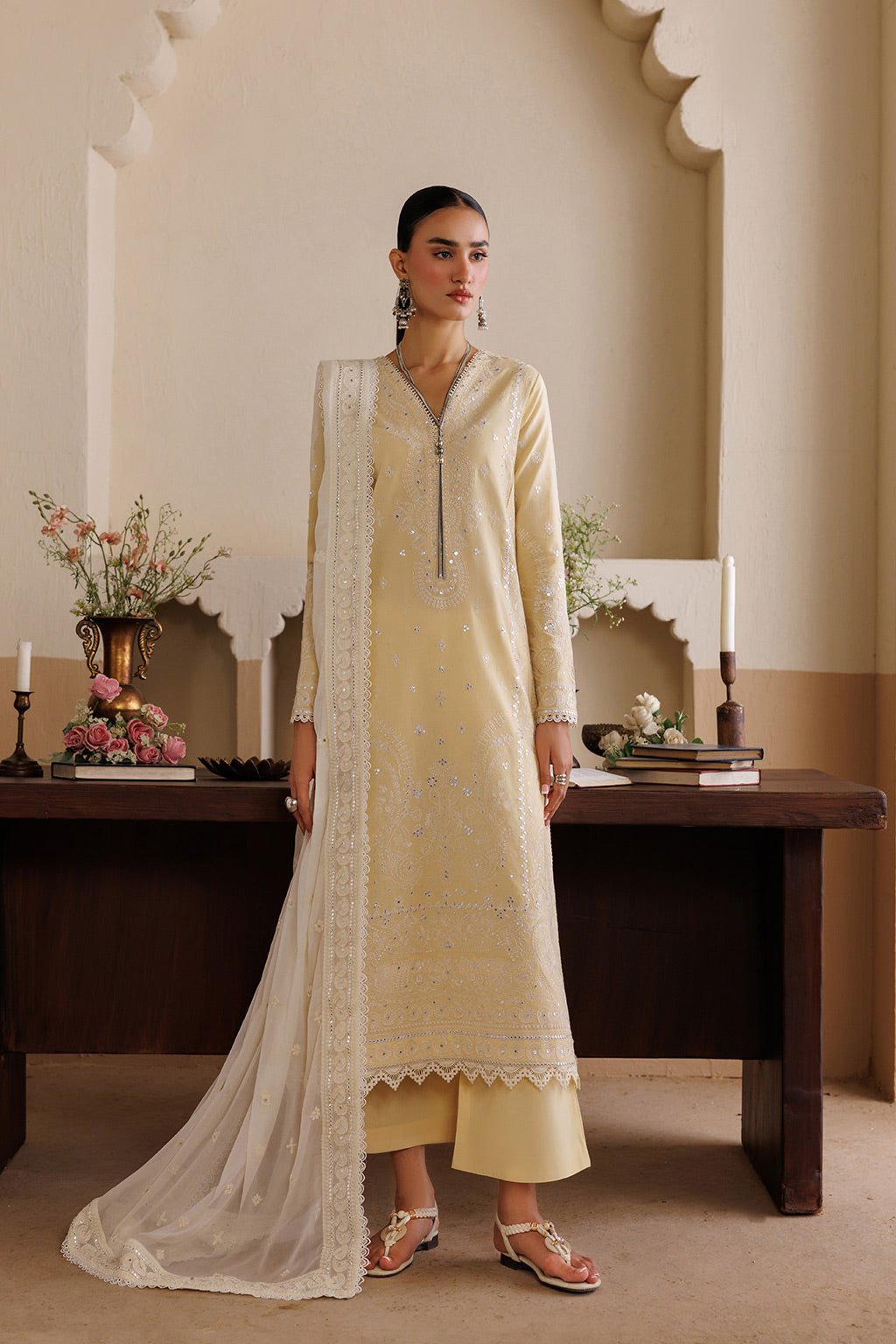 Emaan Adeel | Viva Pret | NOSTALIGA - P0125