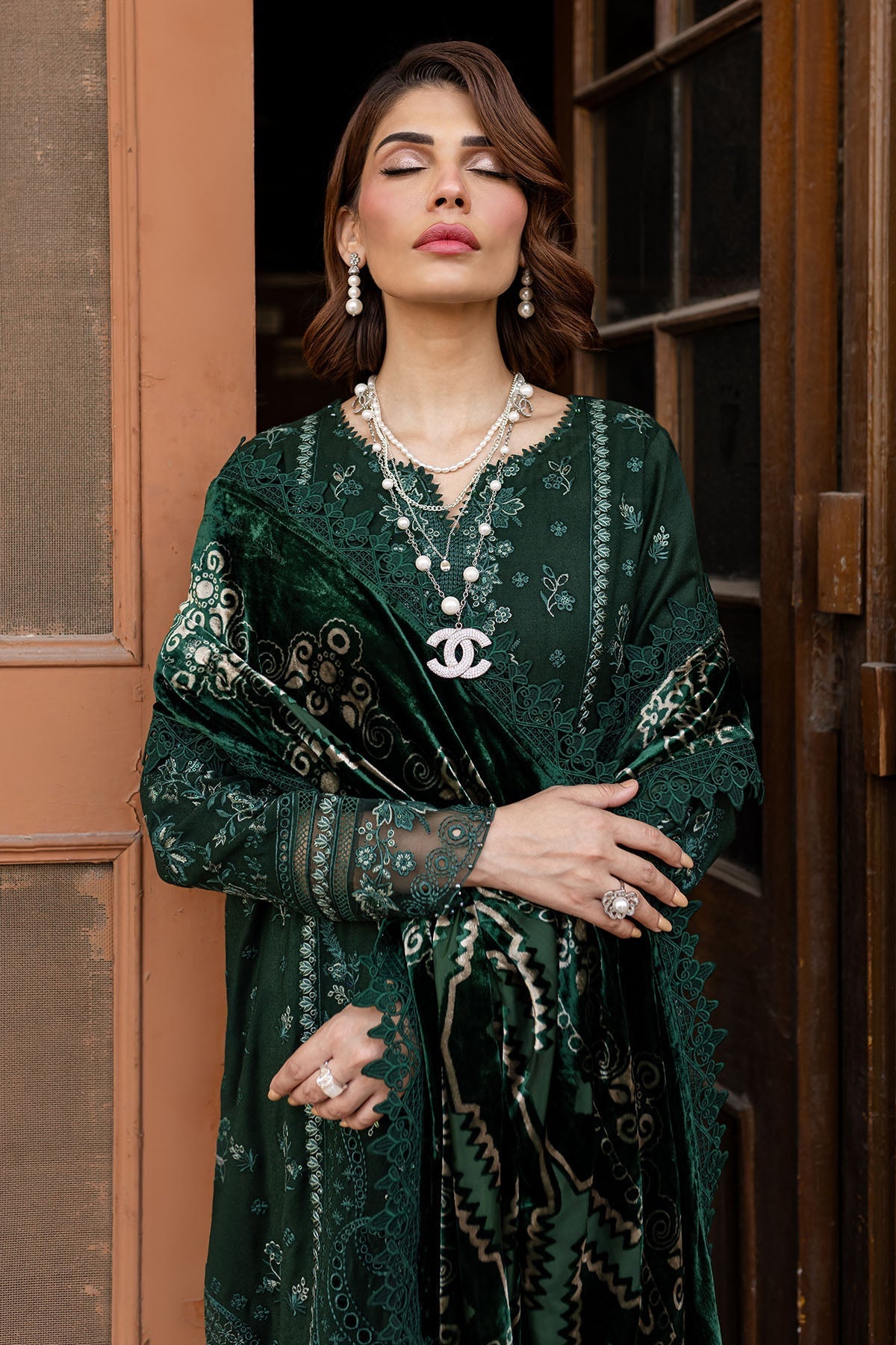 Nureh | Exclusive Shawls |  NE-122