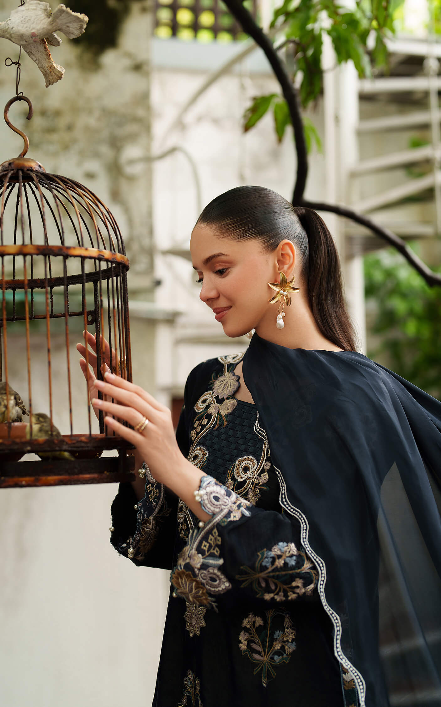 Asifa and Nabeel | Pashmina Luxe 25 | Opal LWC25-07